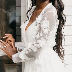 Le Rose bridal robe